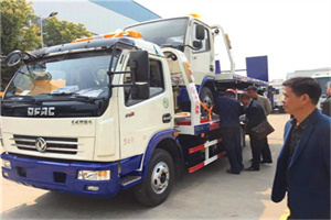 汉滨汽车道路救援拖车价格